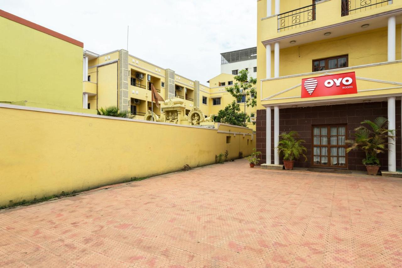 Stayeasy Majestic Bangalore Exterior photo